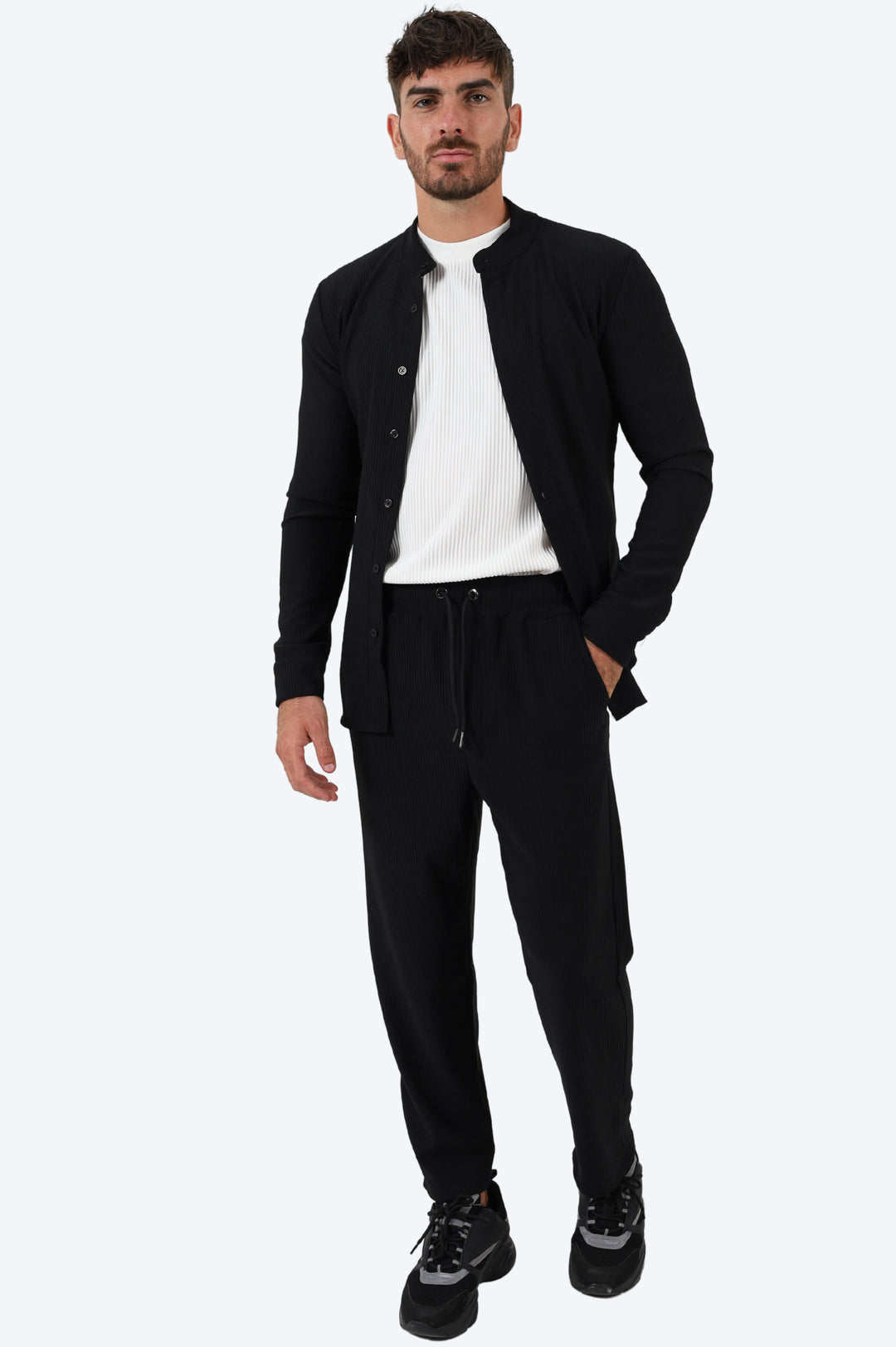 ENSEMBLE PLISSÉ CHEMISE COL MAO ET PANTALON - NOIR