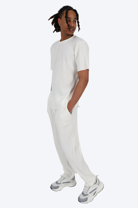 T SHIRT ET PANTALON PLISSÉ - BLANC