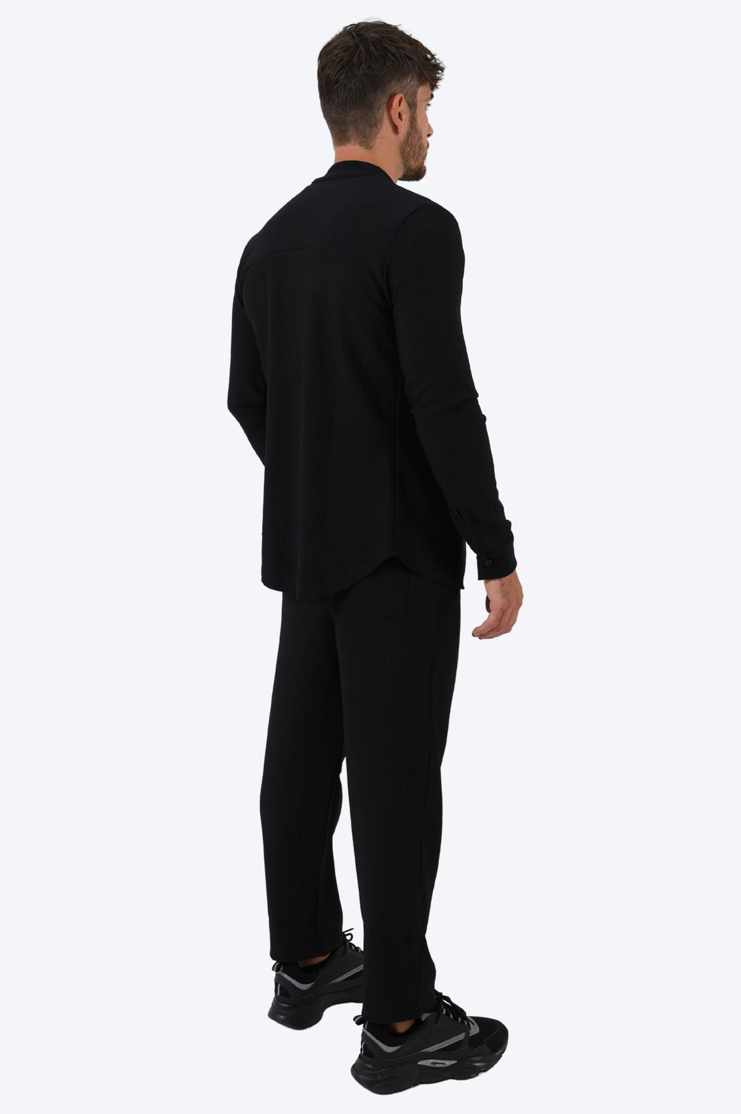 ENSEMBLE PLISSÉ CHEMISE COL MAO ET PANTALON - NOIR