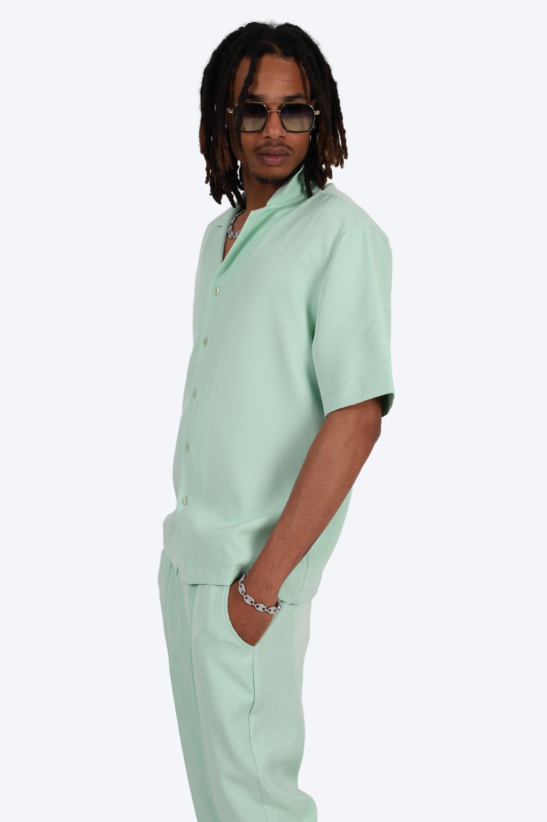 CHEMISE MANCHE COURTE ET PANTALON ASSORTI - VERT