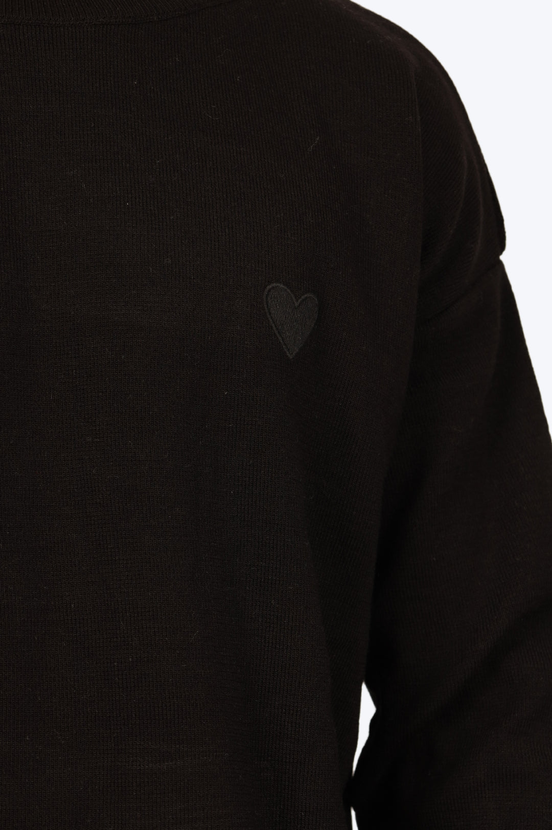 PULL "PETIT COEUR" NOIR