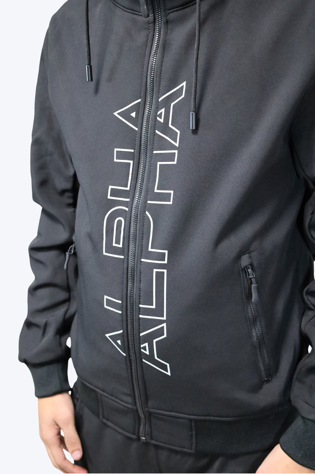 Veste Softshell Noire à Capuche Homme – ALPHA