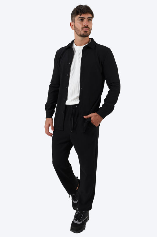 ENSEMBLE PLISSÉ CHEMISE ET PANTALON - NOIR