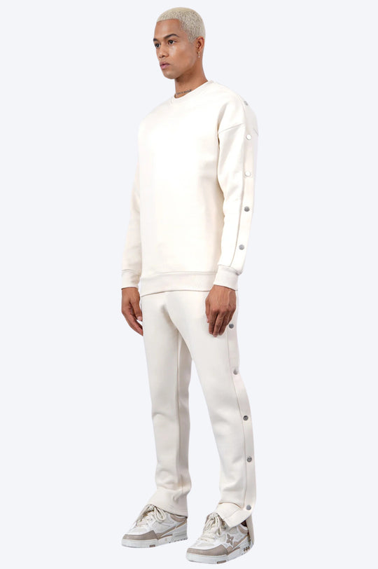 ENSEMBLE SWEAT ET PANTALON BLANC