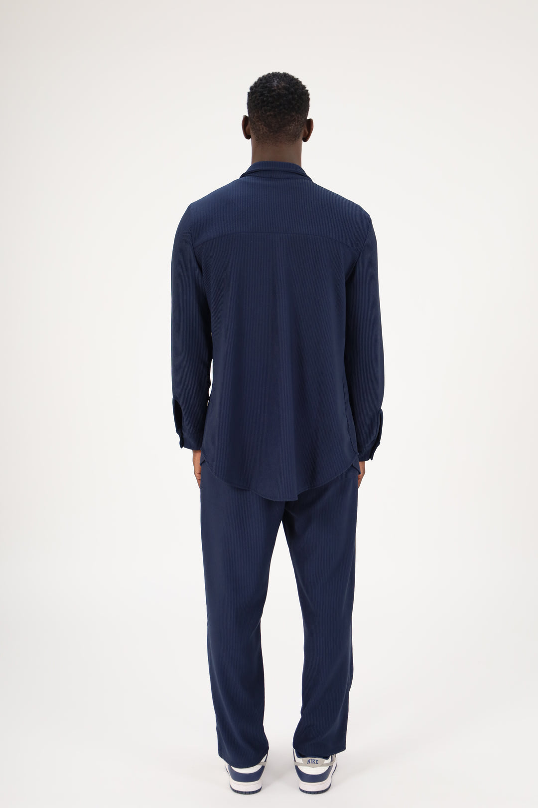 ENSEMBLE PLISSÉ CHEMISE ET PANTALON - BLEU MARINE