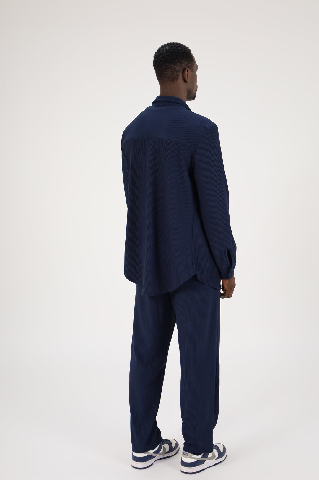 ENSEMBLE PLISSÉ CHEMISE ET PANTALON - BLEU MARINE