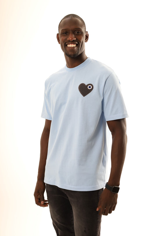 T-SHIRT BRODÉ COEUR NOIR 100% COTON - BLEU CIEL