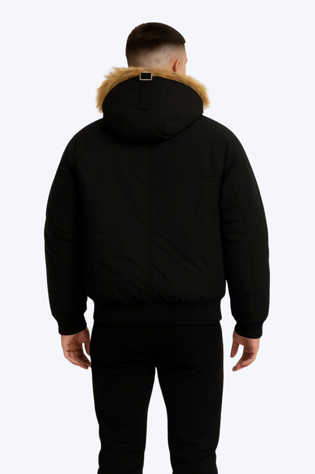 Doudoune Homme Hiver Noire à Capuche Fourrure