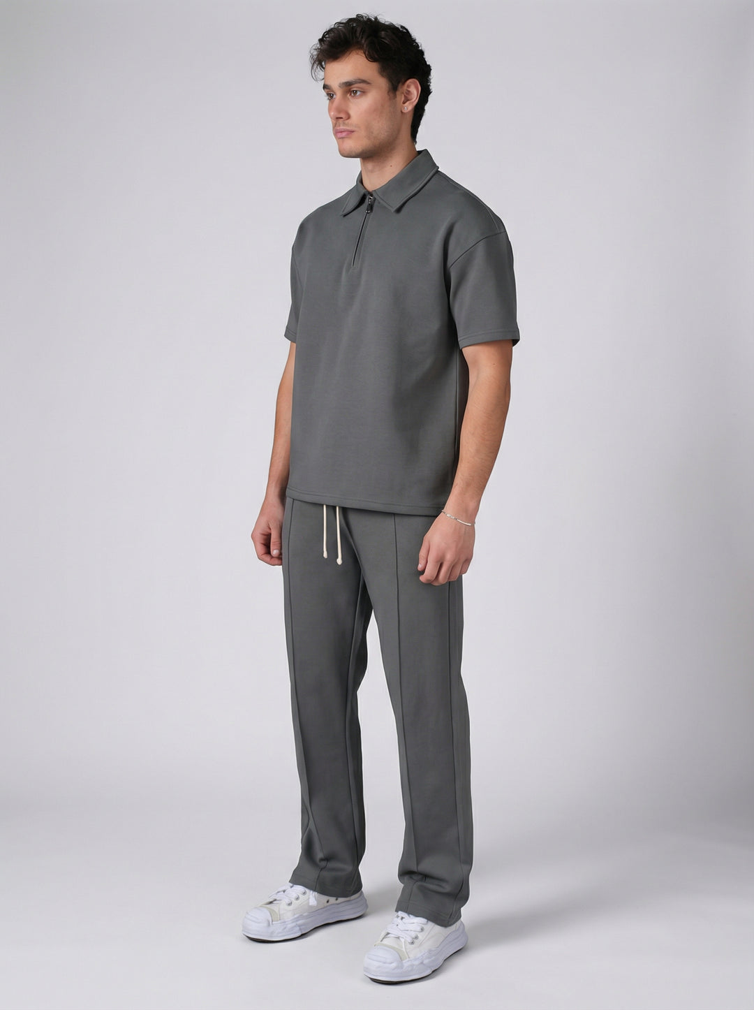 Ensemble Homme Polo Zippé et Pantalon Coupe Moderne - Gris