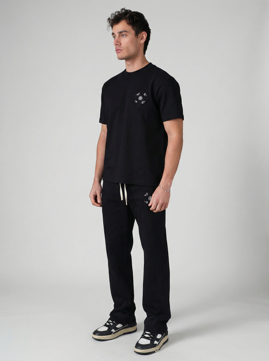 Ensemble Homme Premium T-Shirt et Pantalon avec Logo Brodé - Noir