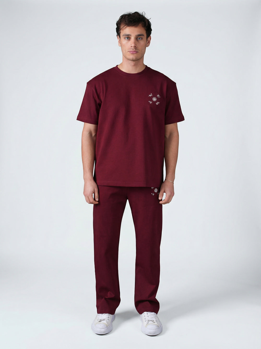 Ensemble Homme Premium T-Shirt et Pantalon avec Logo Brodé - Bordeaux