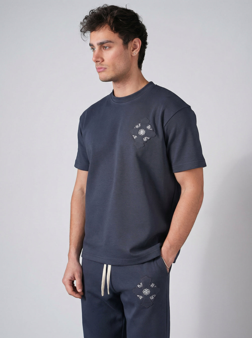 Ensemble Homme Premium T-Shirt et Pantalon avec Logo Brodé - Bleu