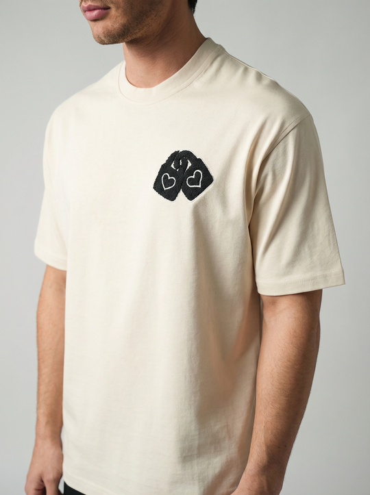 T-Shirt Homme Streetwear Patch Cœurs Brodés - Beige