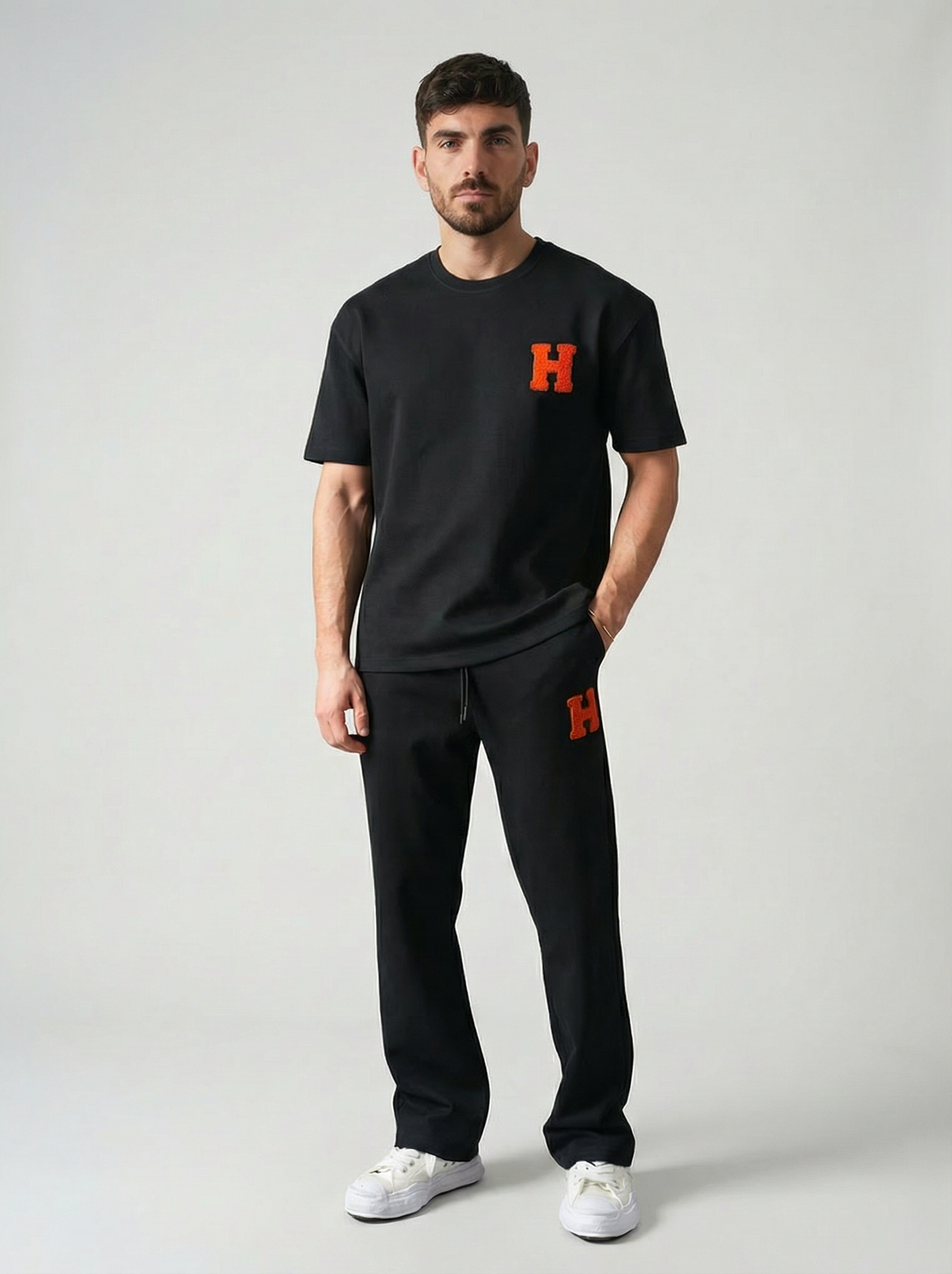 Ensemble Homme Premium T-Shirt et Pantalon H Patch Chenille - Noir