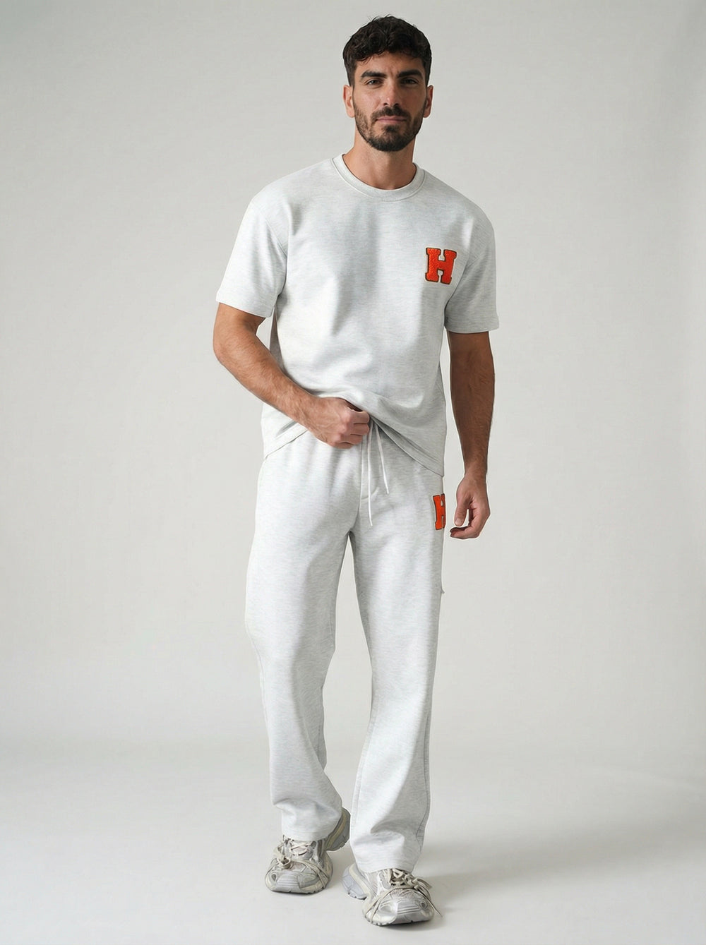 Ensemble Homme Premium T-Shirt et Pantalon H Patch Chenille - Gris