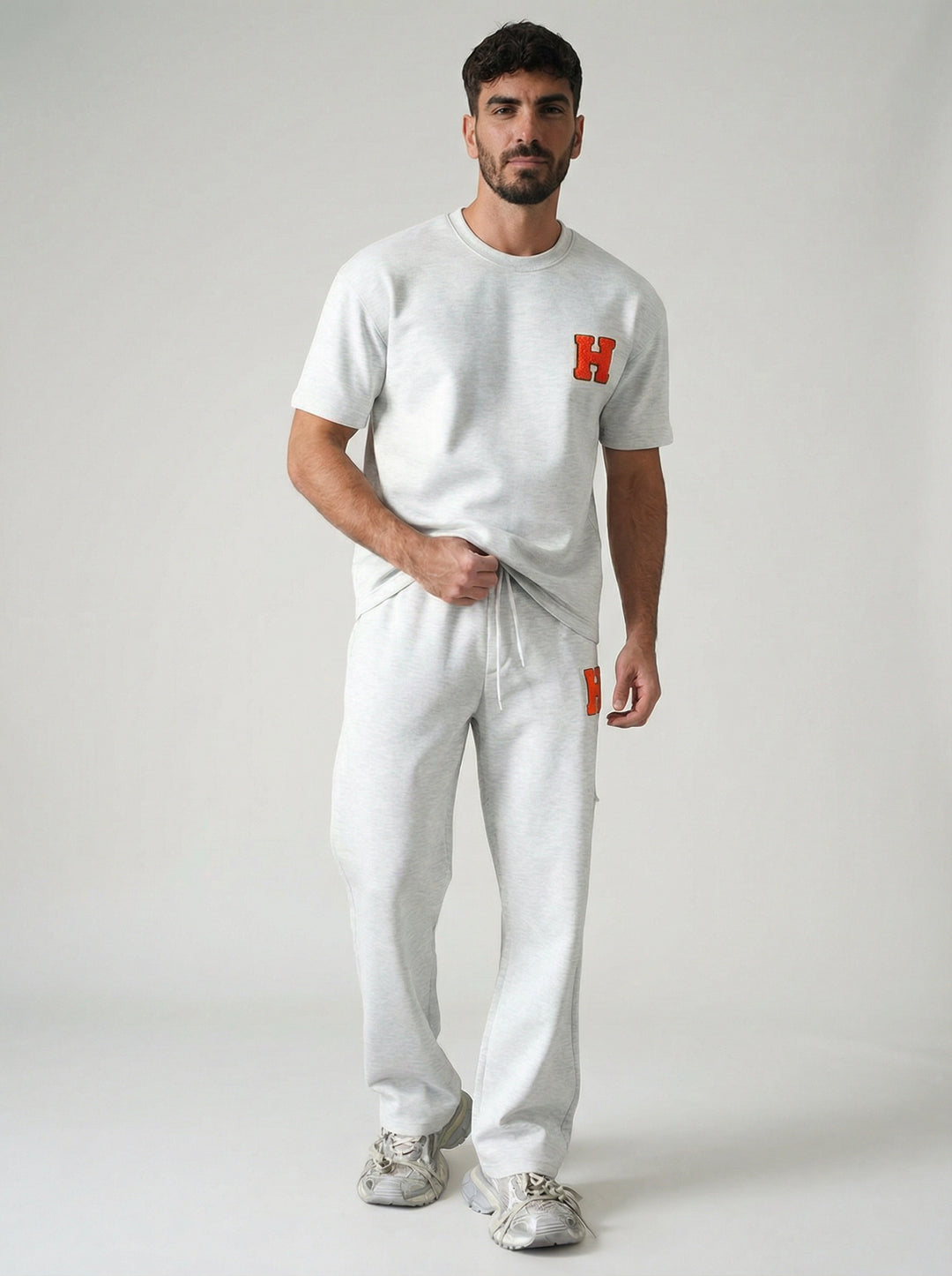 Ensemble Homme Premium T-Shirt et Pantalon H Patch Chenille - Gris