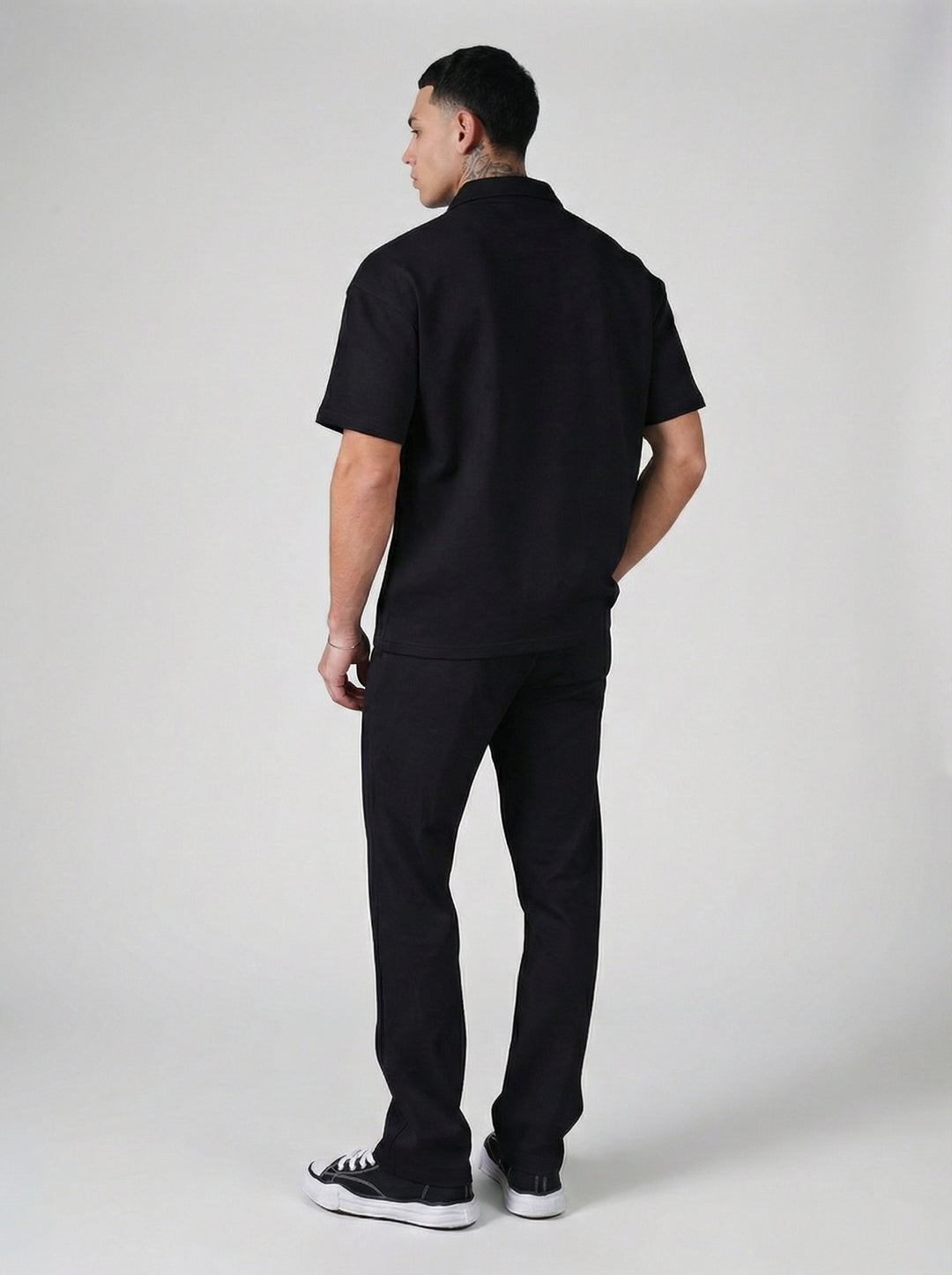 Ensemble Homme Polo Zippé et Pantalon Coupe Moderne - Noir