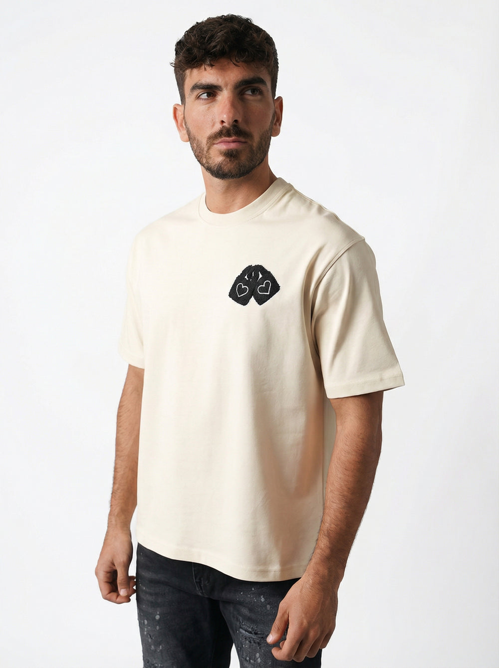 T-Shirt Homme Streetwear Patch Cœurs Brodés - Beige