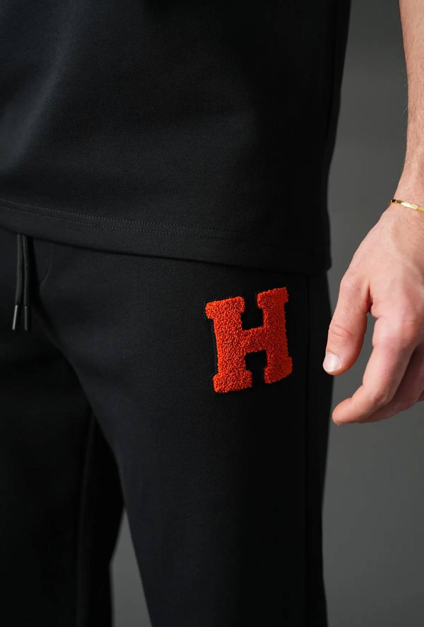 Ensemble Homme Premium T-Shirt et Pantalon H Patch Chenille - Noir